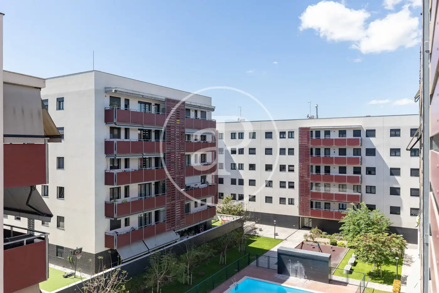 Vista exterior de Piso en venta en Sant Just Desvern con Aire acondicionado, Calefacción y Terraza