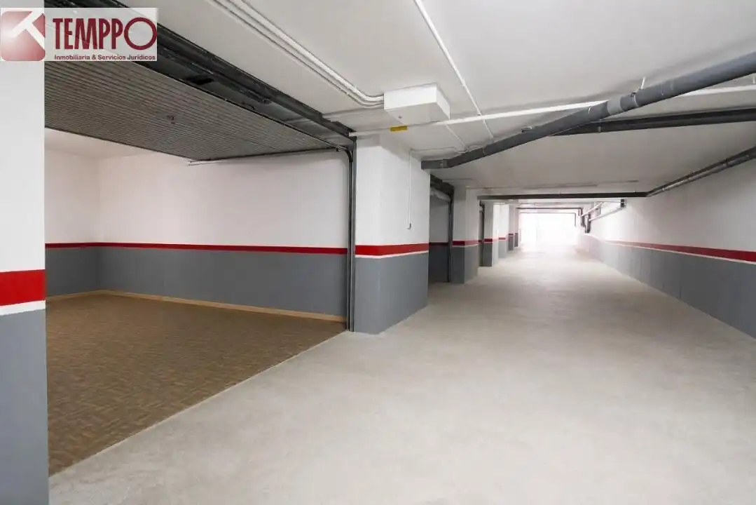 Aparcament de Casa adosada en venda en Sant Jaume dels Domenys amb Calefacció, Jardí privat i Terrassa