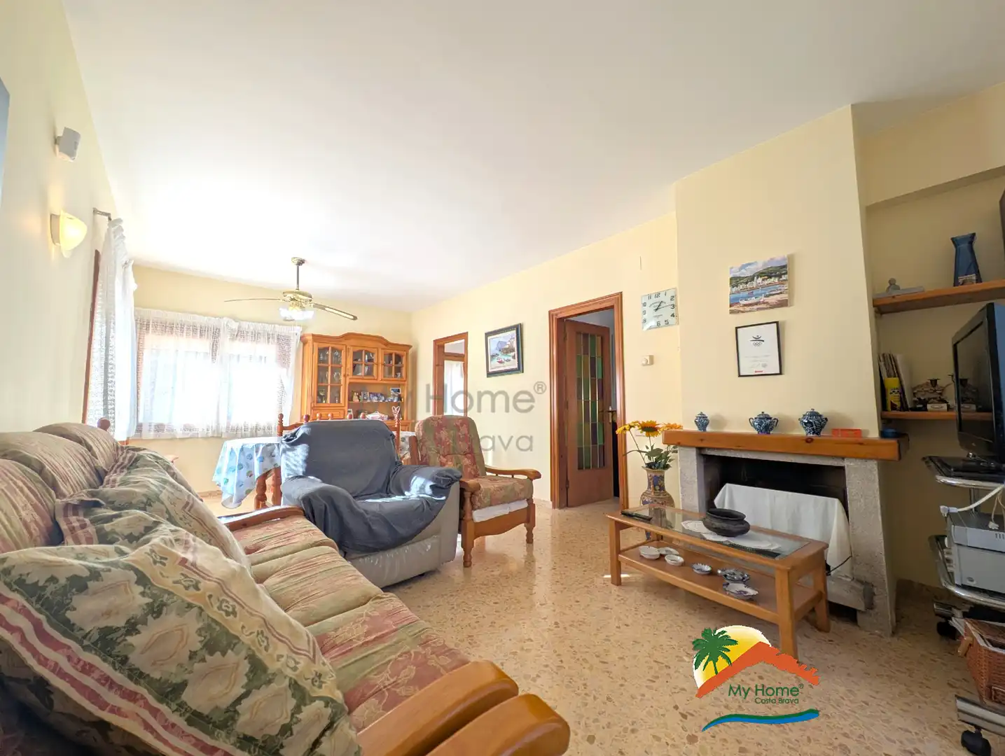 Casa amb piscina en venda a Aiguaviva Parc, imagen 5