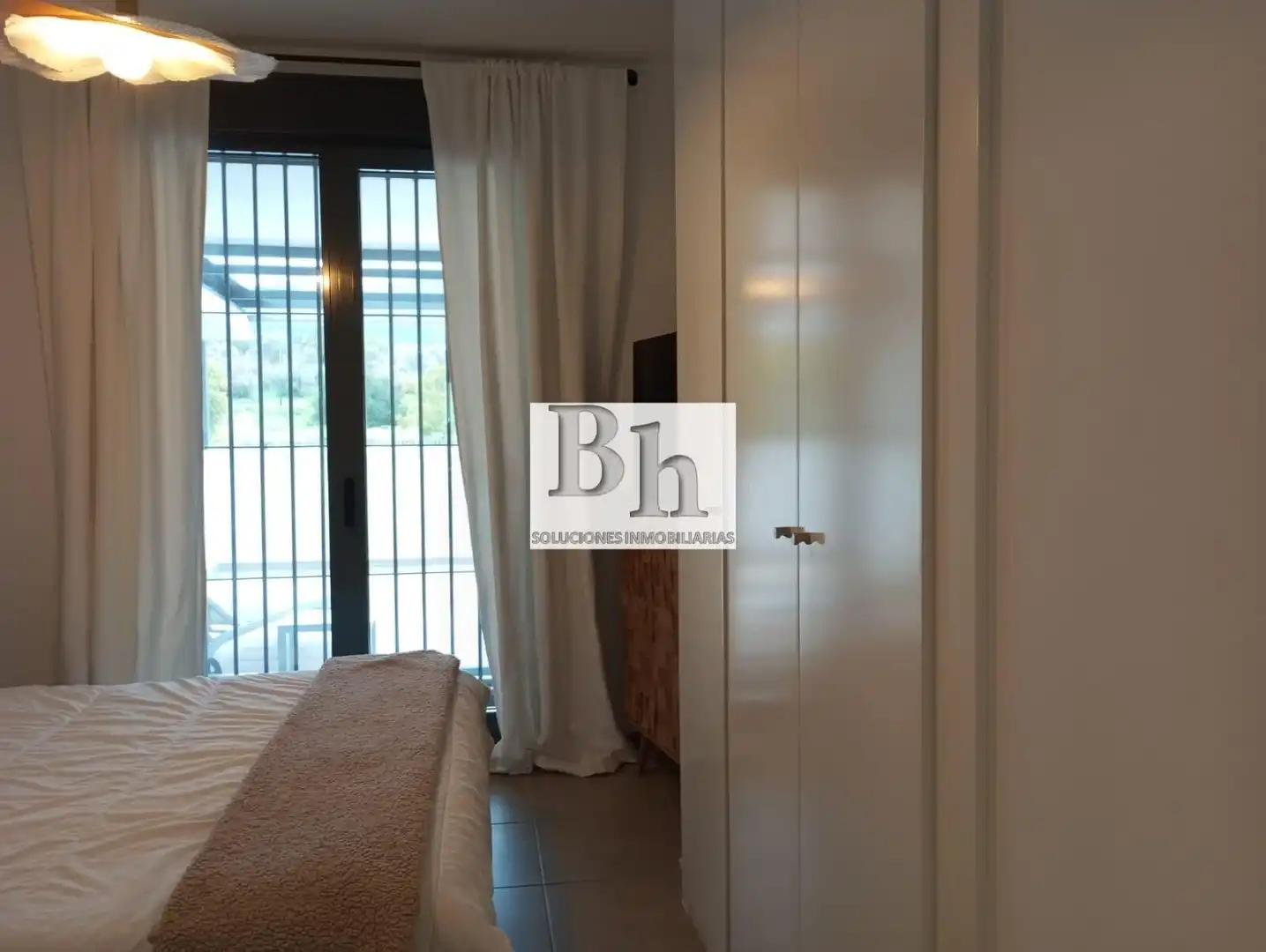 Bedroom of Flat for sale in Málaga  with Air Conditioner, Private garden and Terrace