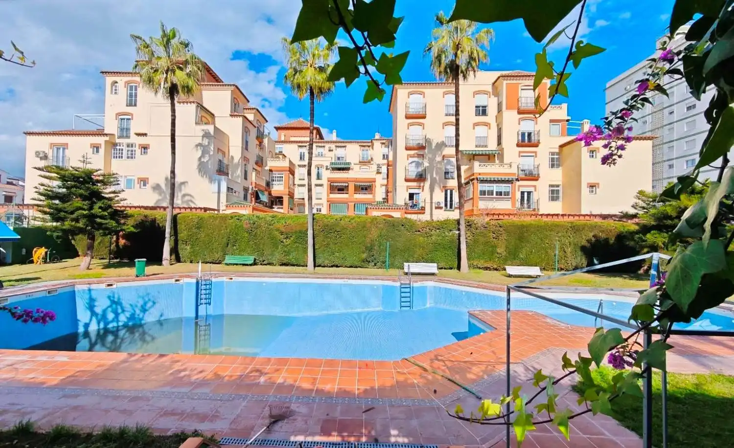 Piscina de Casa o chalet en venta en Vélez-Málaga con Aire acondicionado, Terraza y Trastero