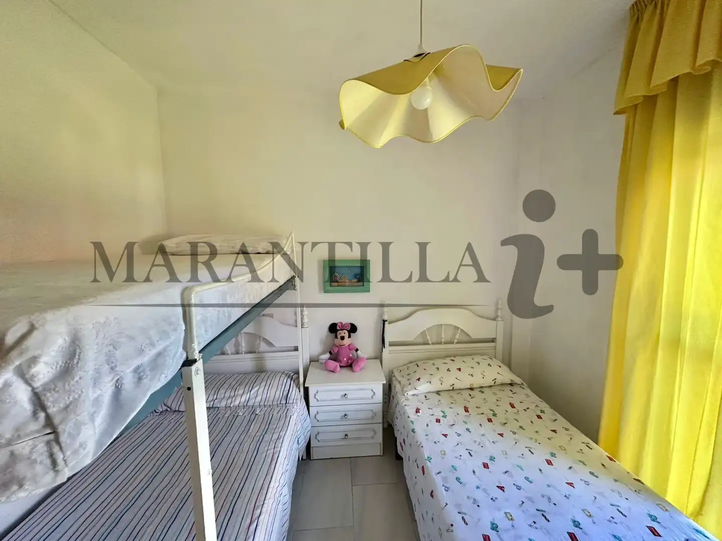 Dormitori de Planta baixa en venda en Islantilla amb Jardí privat, Terrassa i Moblat