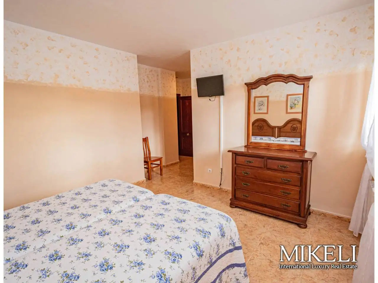 Commercial properties for sale in Paseo MUELLE, Comillas (Cantabria)