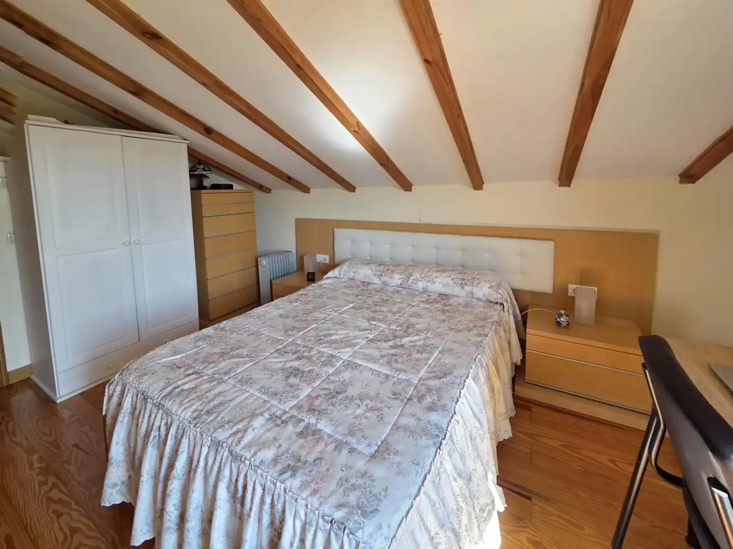 Schlafzimmer von Haus oder Chalet zum Verkauf in Piélagos mit Privatgarten, Terrasse und Abstellraum