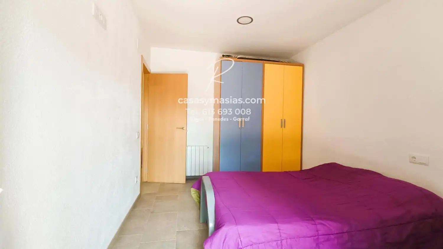 Habitación de Finca rústica en venta en Mediona con Calefacción, Jardín privado y Piscina