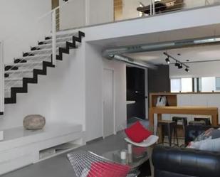 Sala d'estar de Pis de lloguer en Mairena del Aljarafe amb Moblat, Forn i Rentadora