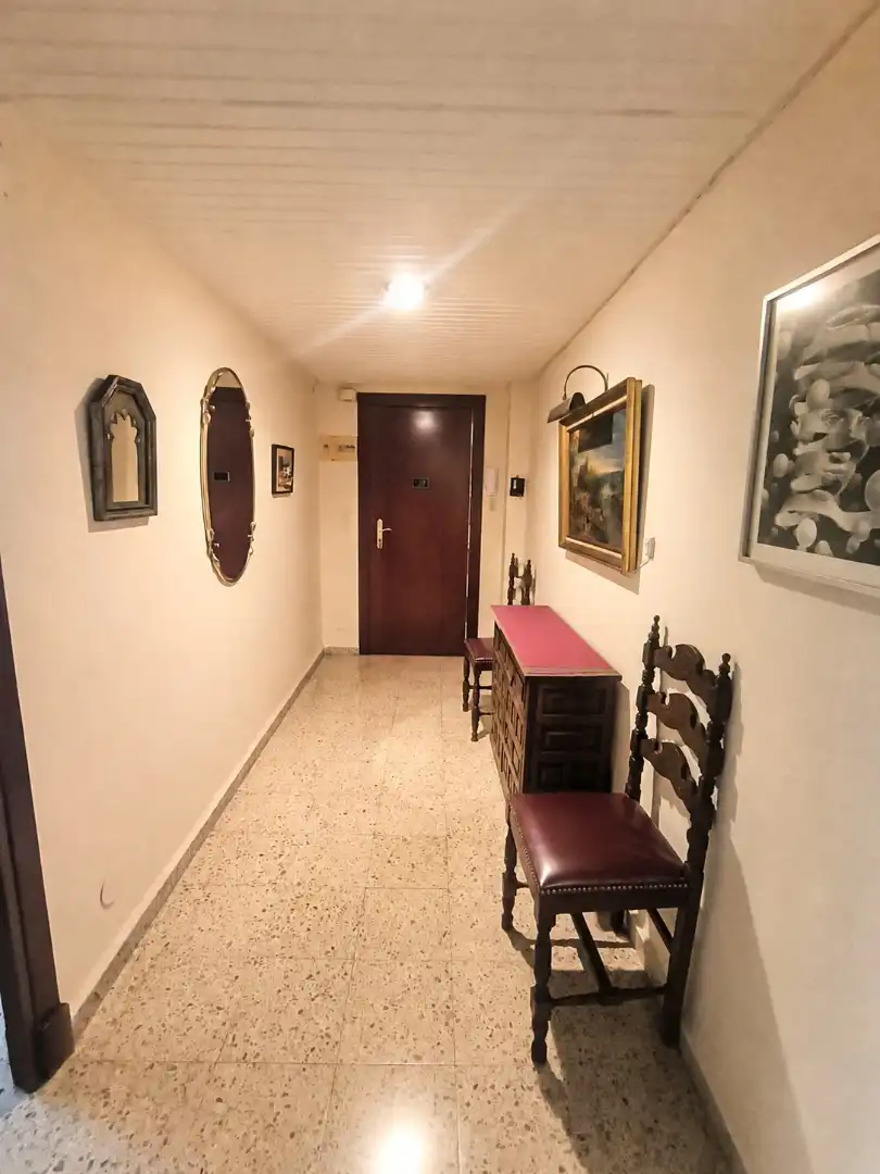 Piso en venta en Zaragoza con Calefacción, Amueblado y Horno
