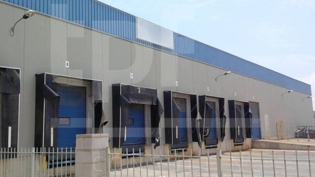 Nave industrial en Alquiler en De la Libra, 112 en Pla de la Vallonga