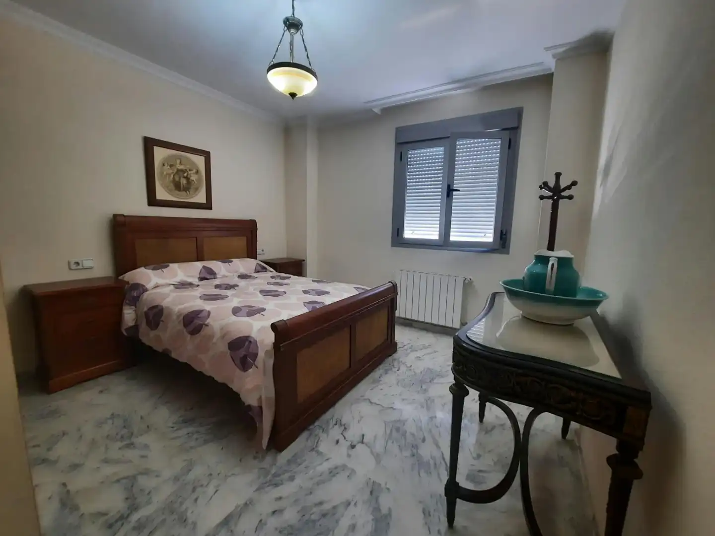 Schlafzimmer von Wohnung zur Miete in Badajoz mit Klimaanlage, Heizung und Terrasse