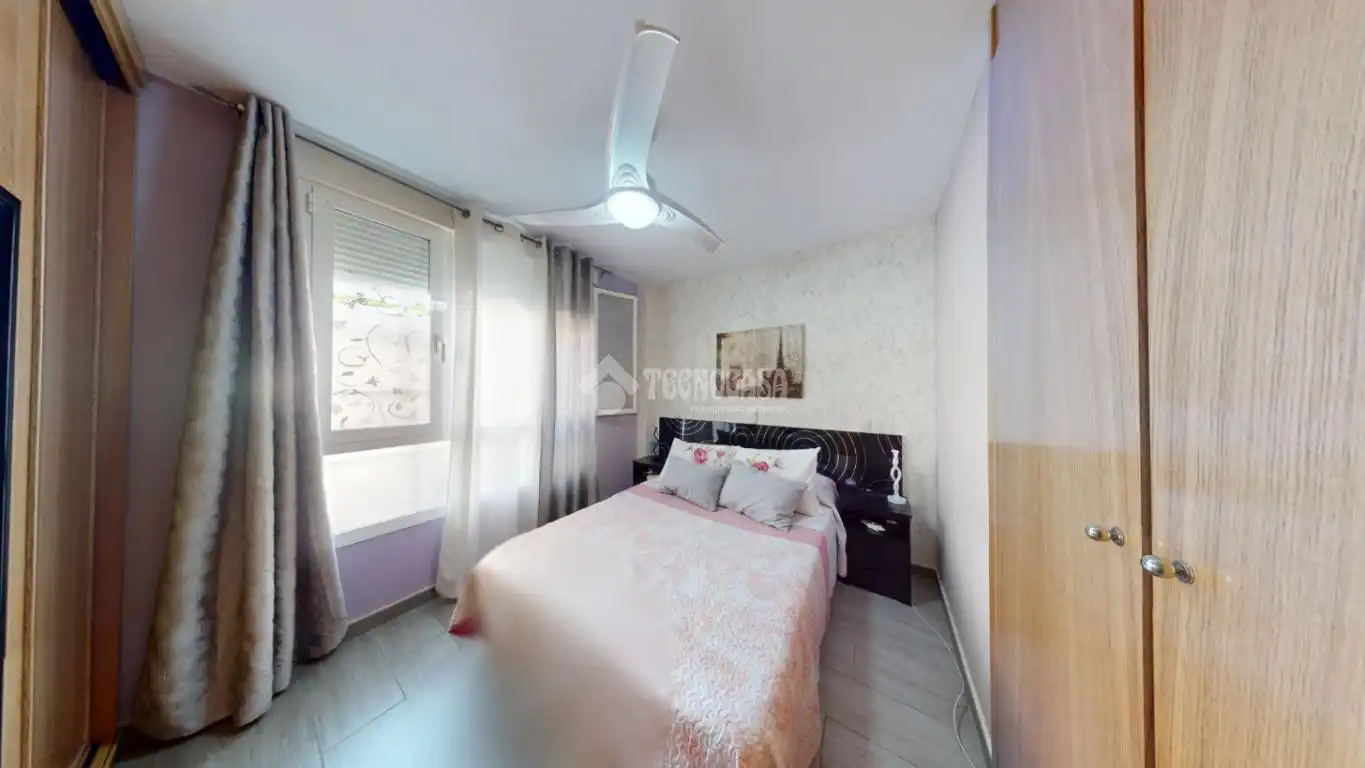 Habitación de Piso en venta en Azuqueca de Henares con Calefacción, Trastero y Internet