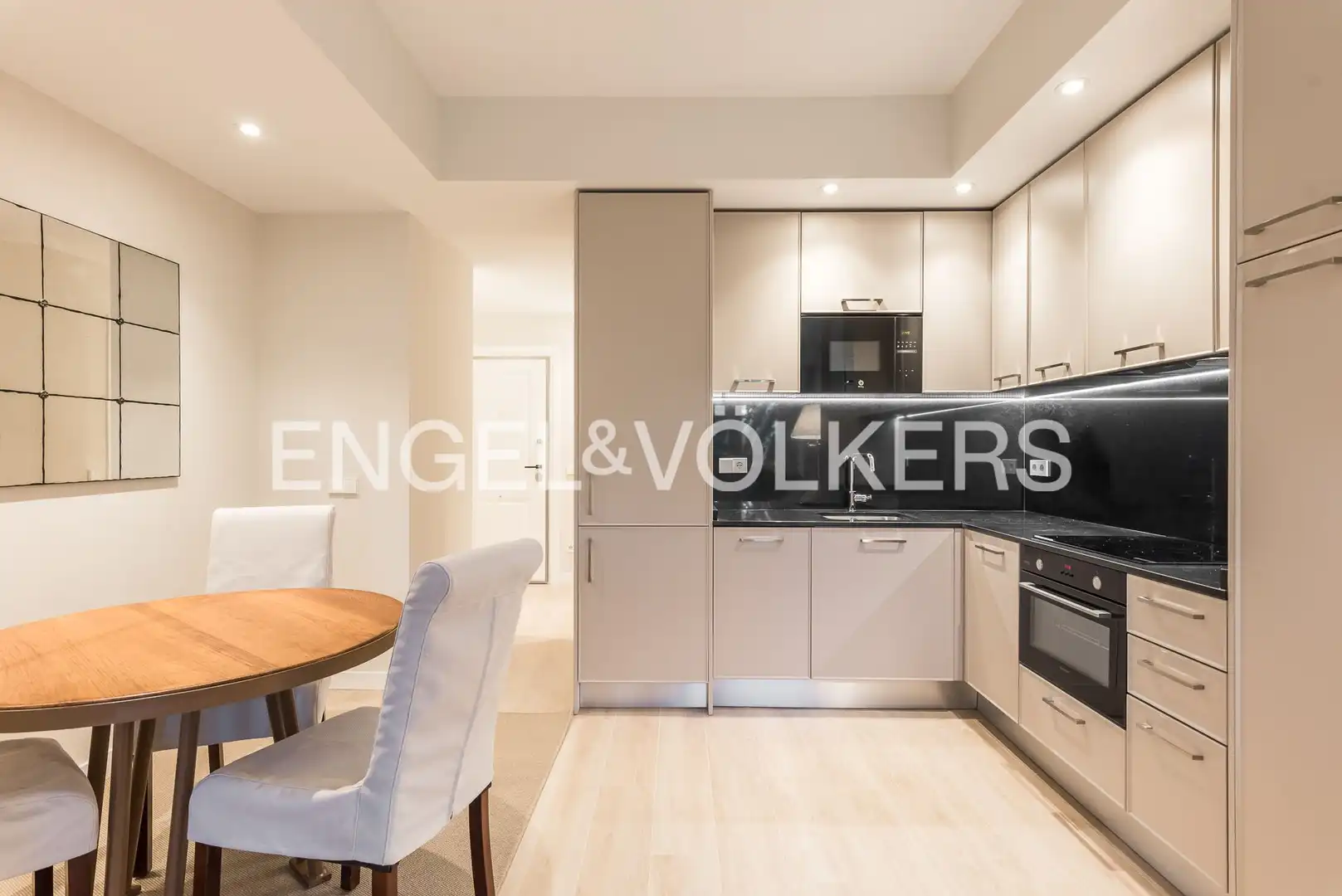 Cocina de Piso de alquiler en Madrid con Aire acondicionado, Calefacción y Amueblado