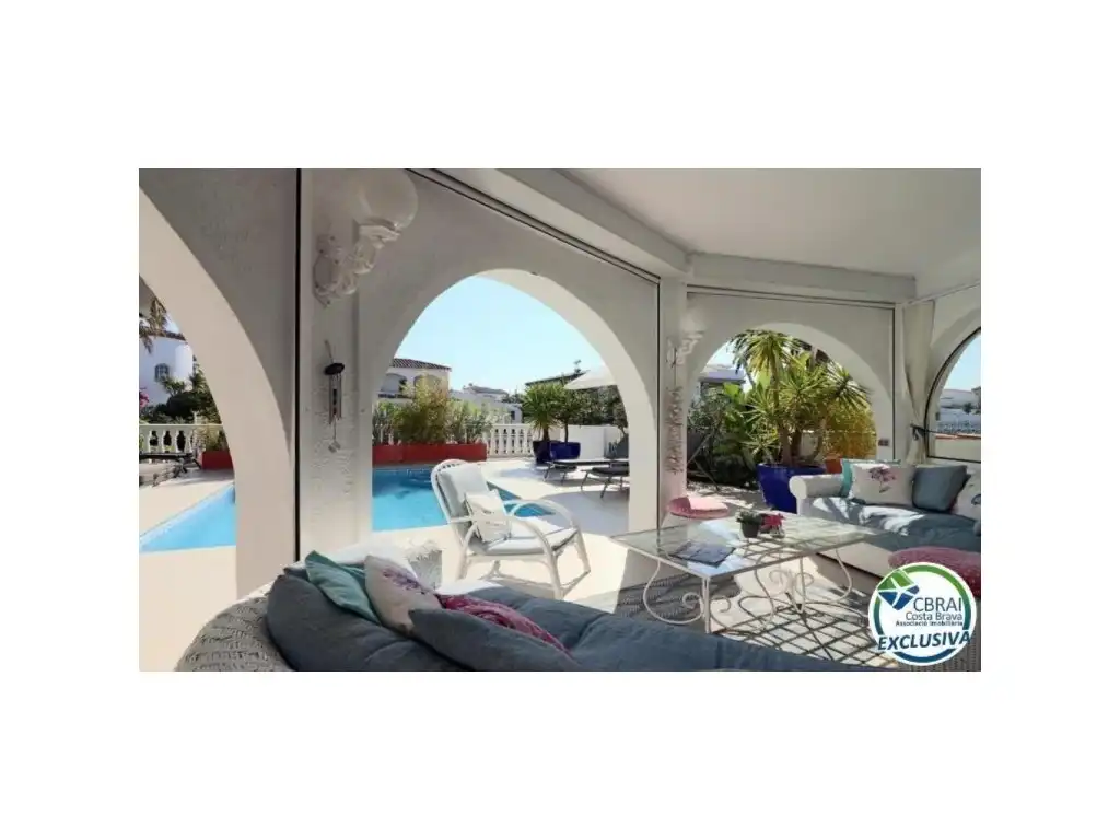 Casa con piscina en venta en Carrer Norfeu, imagen 7