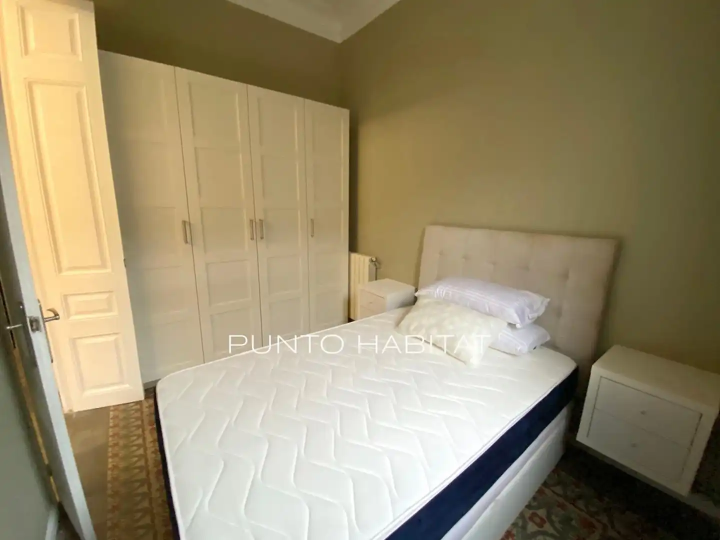 Wohnung zur Miete in Carrer Carrer Còrsega, Dreta de l'Eixample