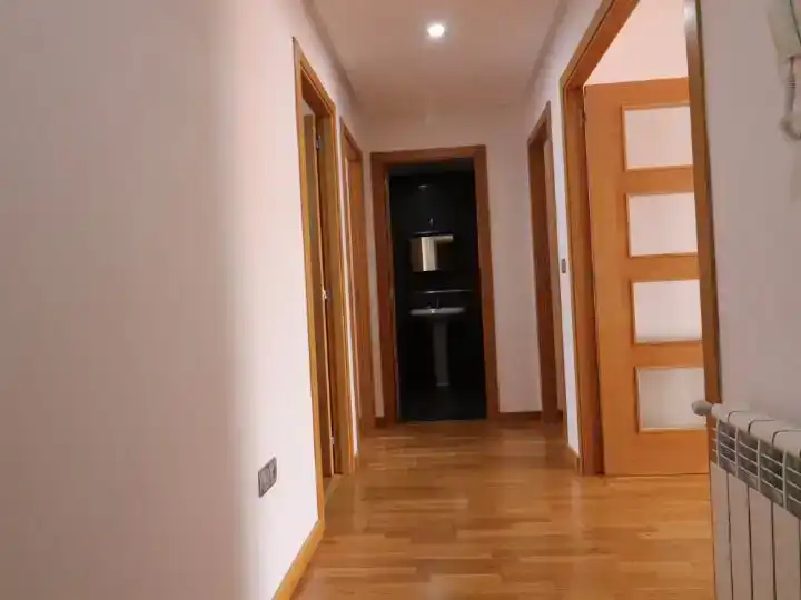 Piso en venta en Benavente con Balcón