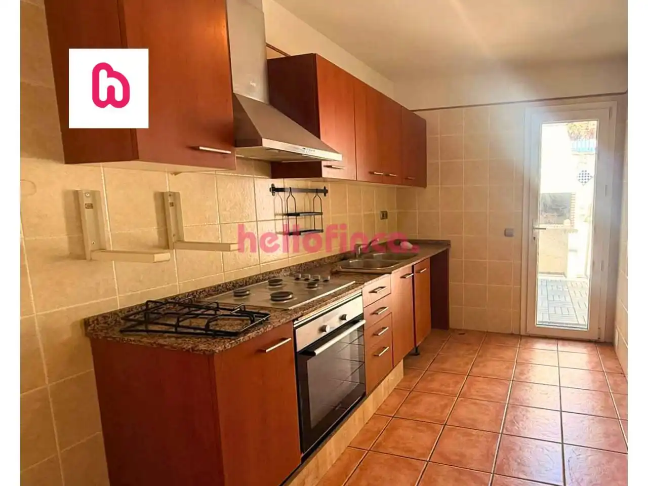 Küche von Wohnung zum Verkauf in Badalona mit Heizung, Privatgarten und Terrasse
