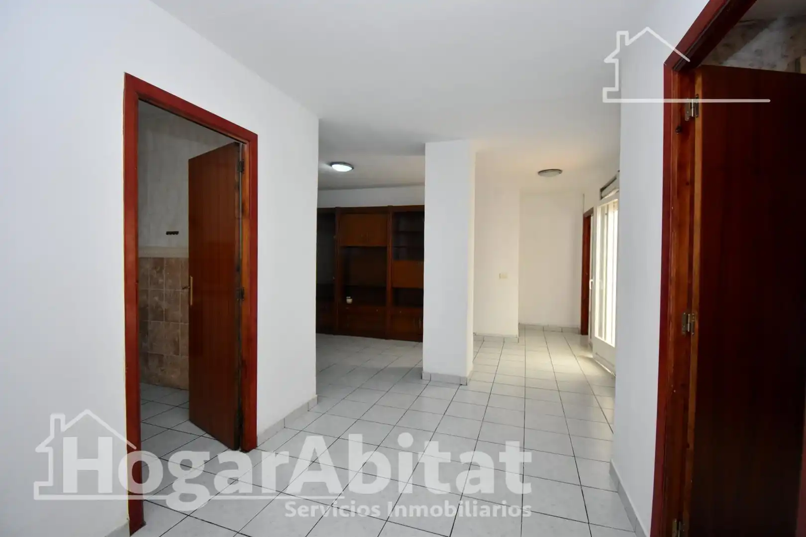 Piso en venta en Castellón de la Plana / Castelló de la Plana con Aire acondicionado y Balcón