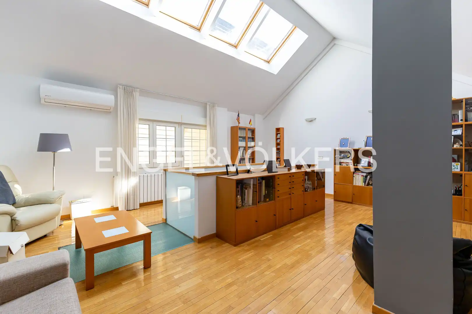 Sala de estar de Casa o chalet en venta en Pozuelo de Alarcón con Calefacción, Terraza y Trastero