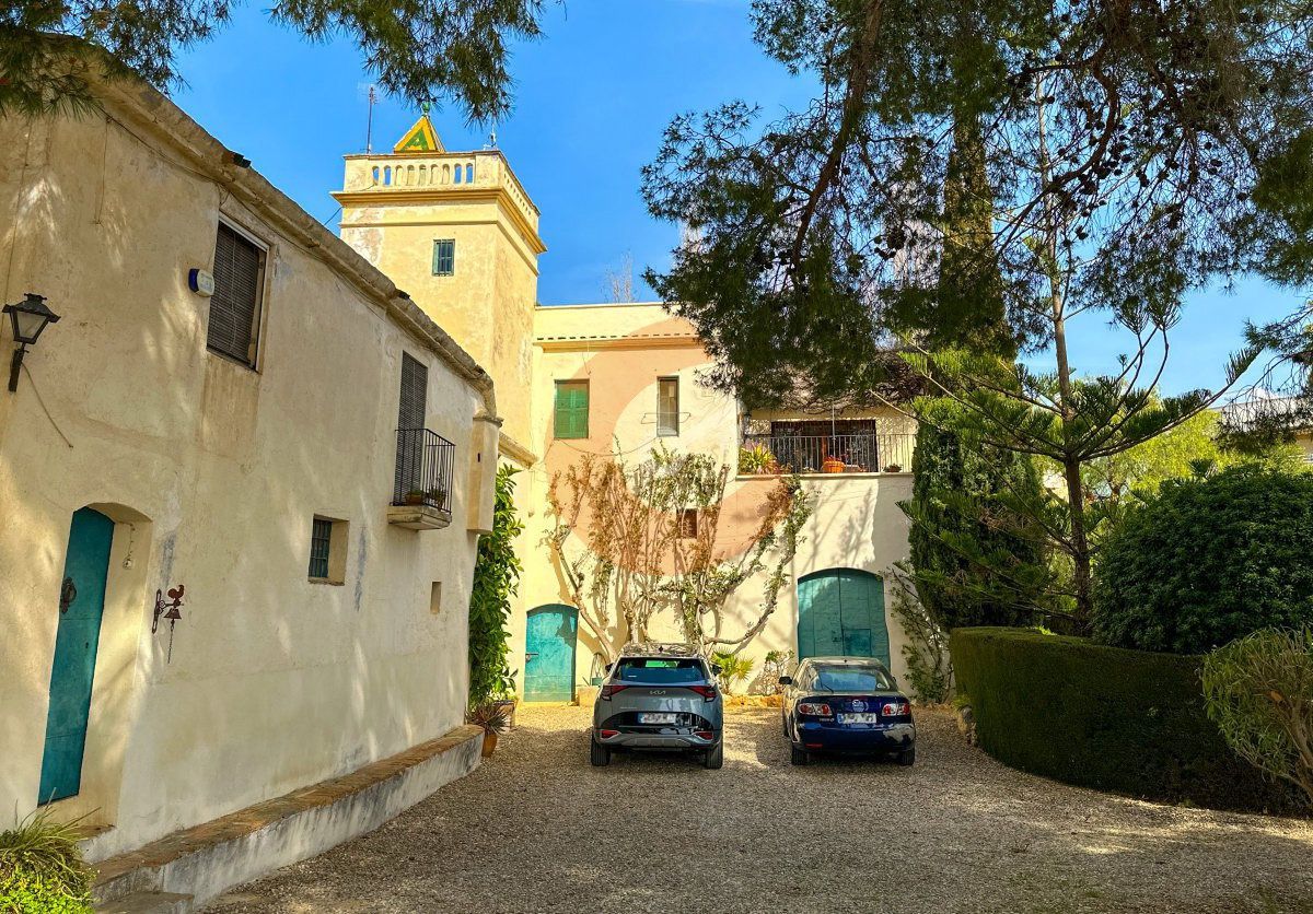 Vista exterior de Casa o xalet en venda en El Vendrell amb Aire condicionat, Calefacció i Jardí privat