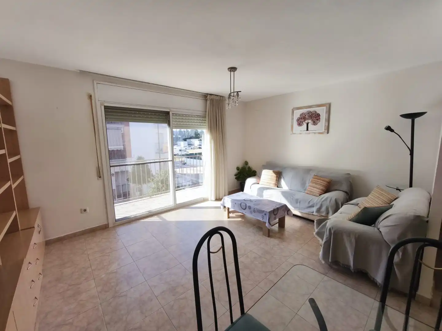Sala d'estar de Casa adosada en venda en Cambrils amb Aire condicionat, Calefacció i Jardí privat