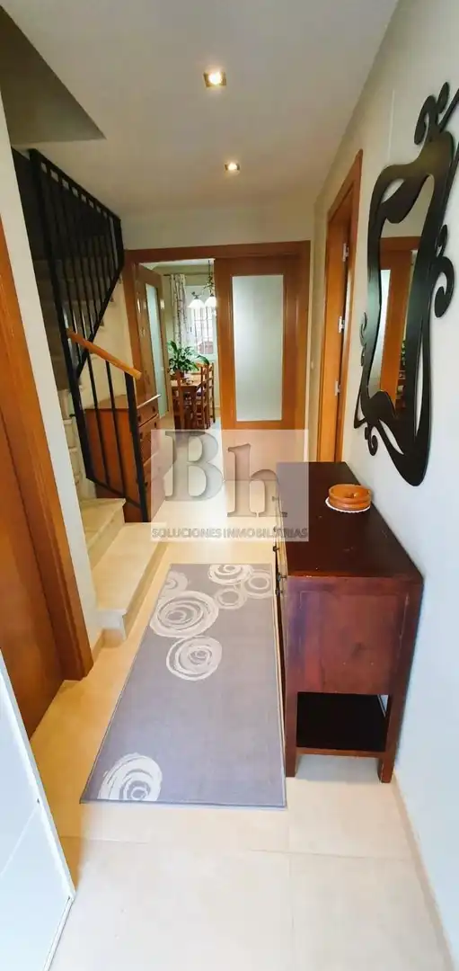Casa adosada en venta en Alhaurín de la Torre con Aire acondicionado, Calefacción y Jardín privado