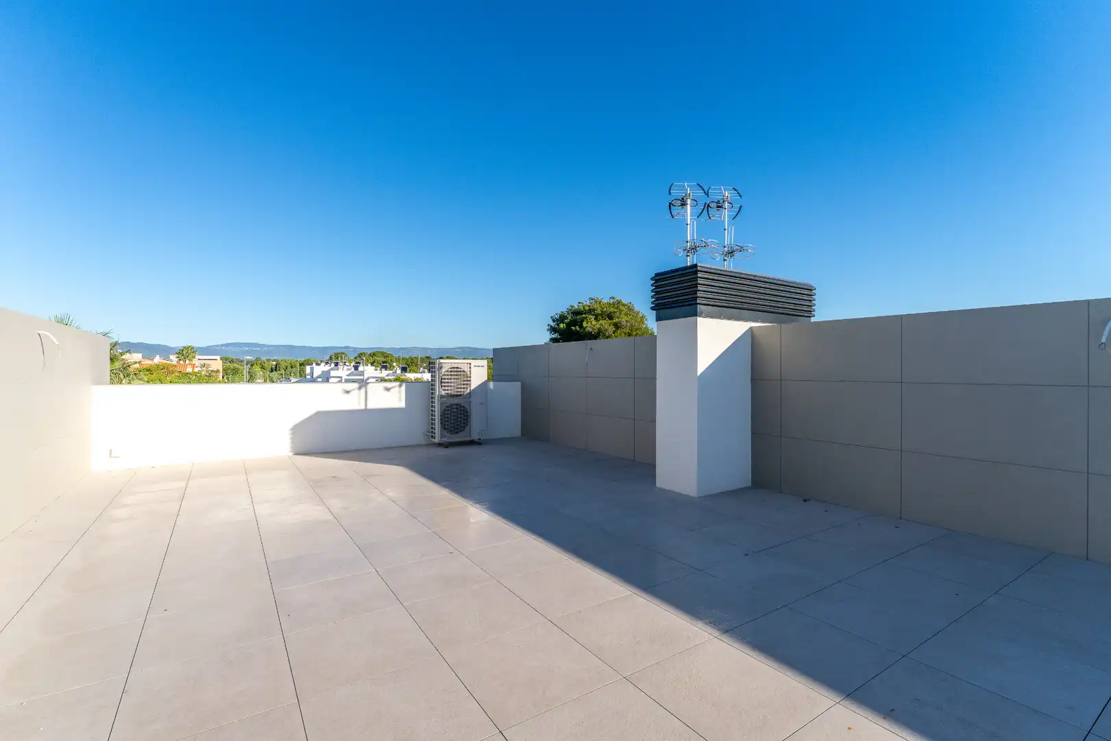 Terraza de Casa adosada en venta en Cambrils con Jardín privado, Piscina y Domótica