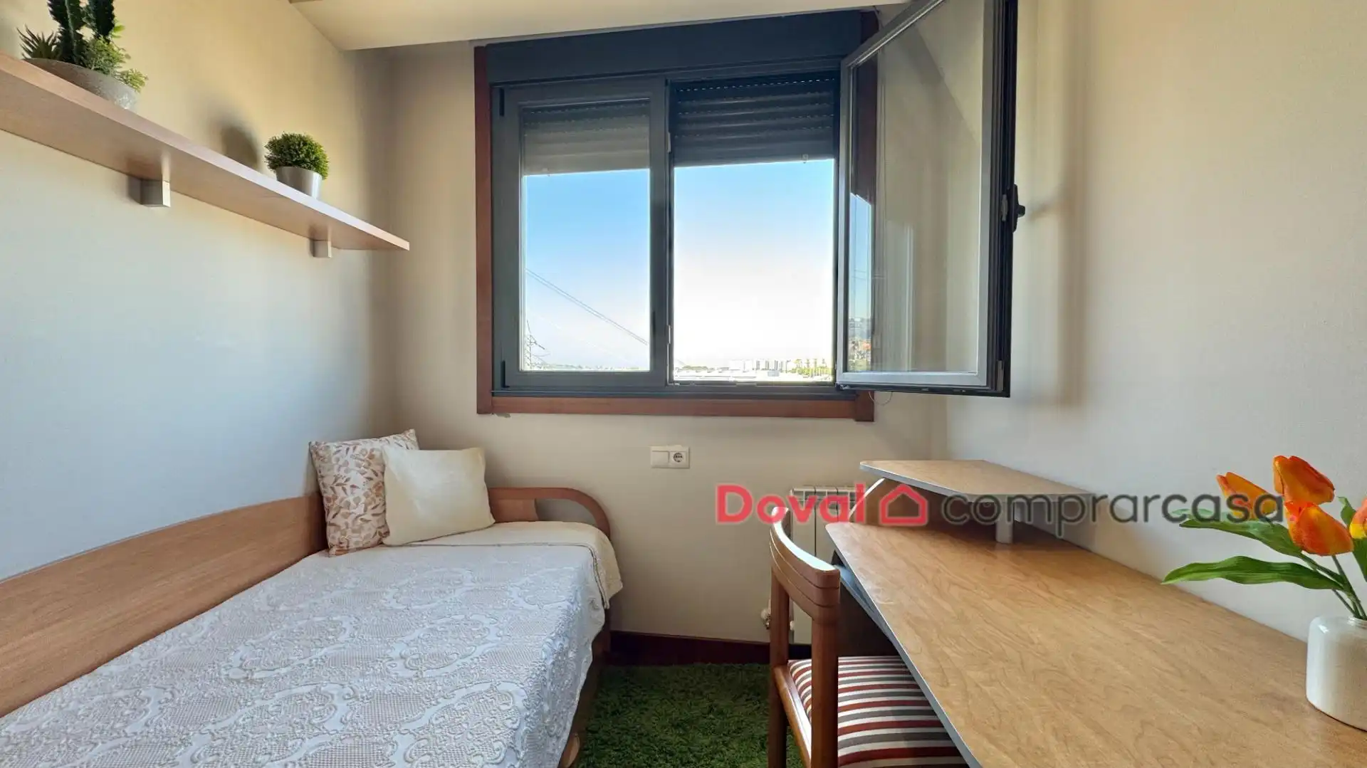 Bedroom of Flat for sale in Vigo   with Heating and Storage room