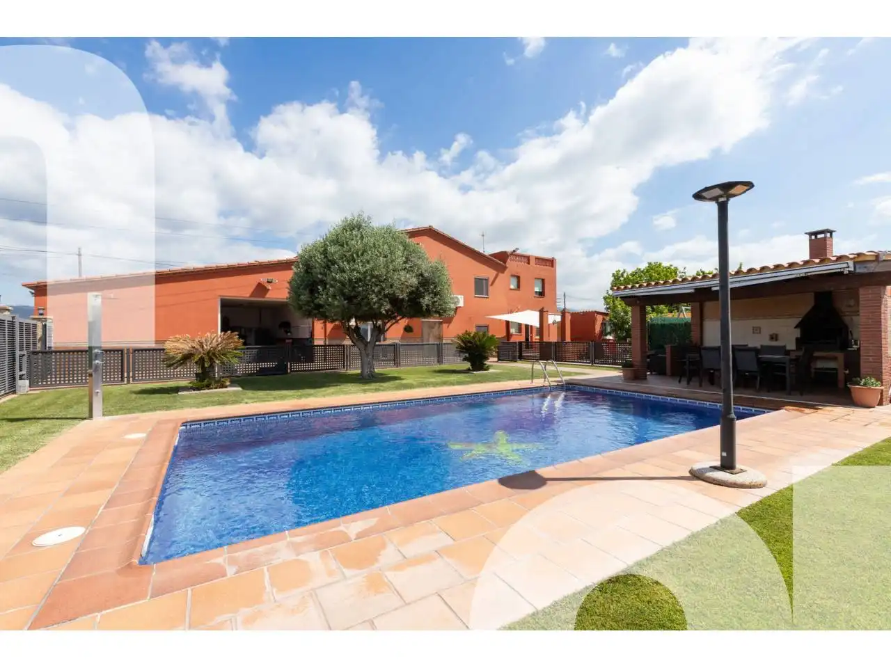 Garden of Country homes for sale in Les Franqueses del Vallès  with Air Conditioner, Heating and Private garden