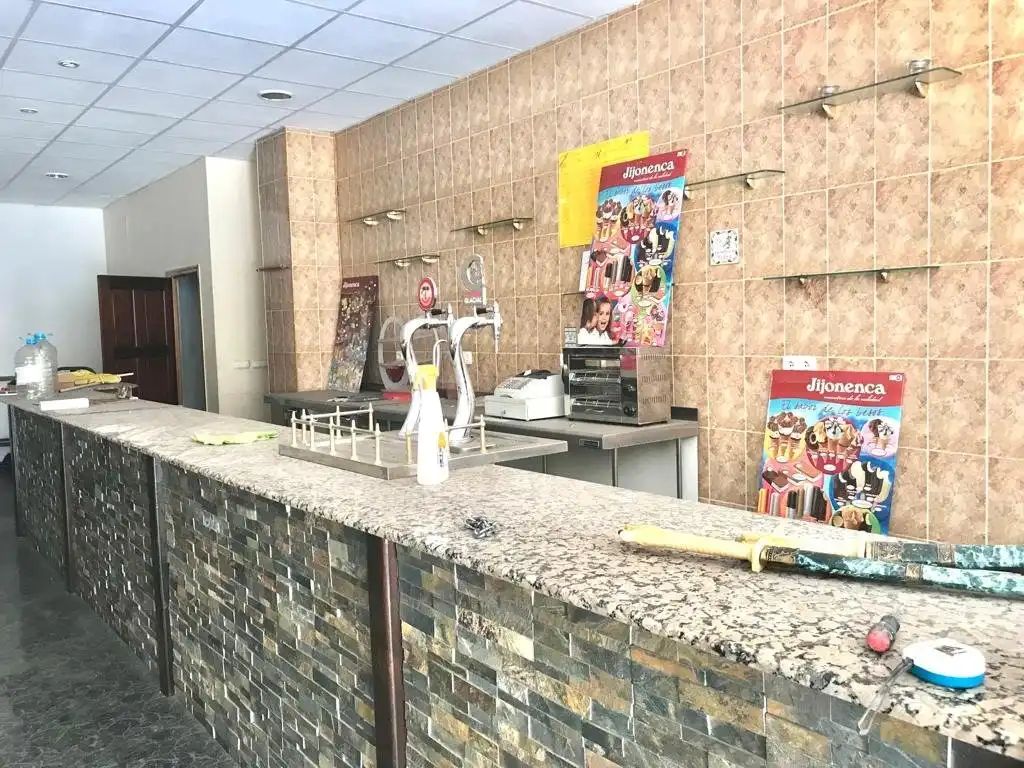 Business premises for sale in Casco Antiguo, imagen 12