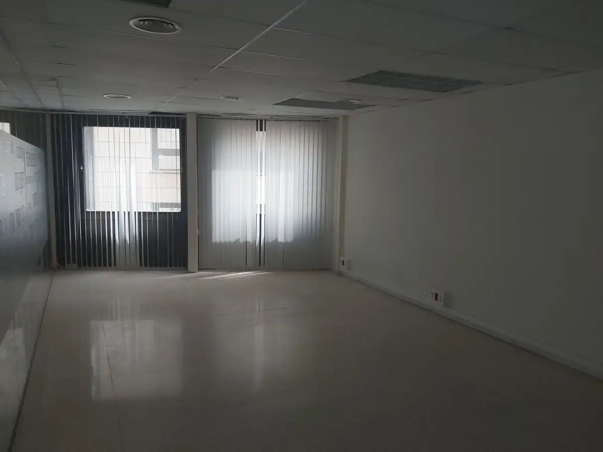 Office for rent in Lleida