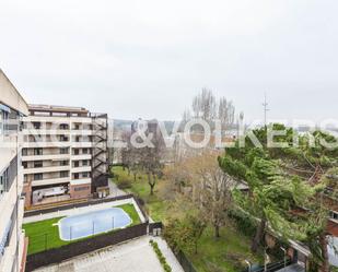 Exterior view of Apartment for sale in  Madrid Capital  with Heating, Private garden and Swimming Pool