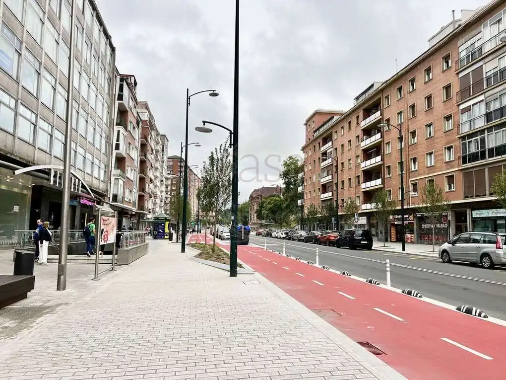 Vista exterior de Pis en venda en Bilbao  amb Calefacció i Terrassa
