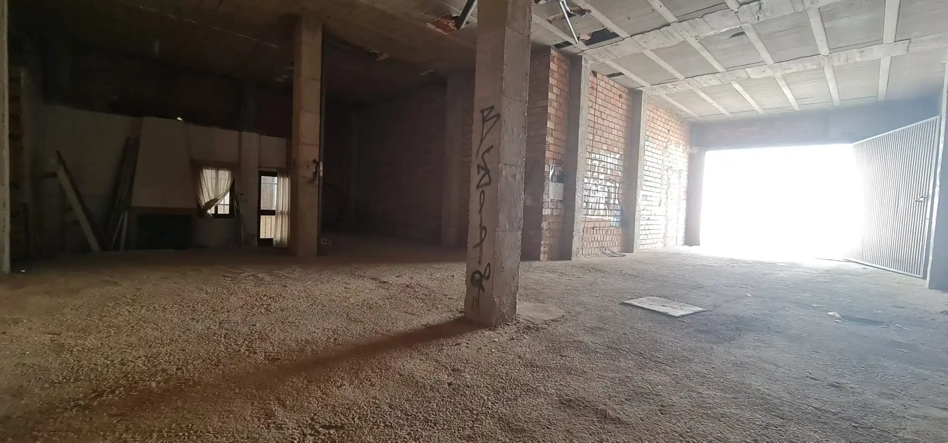 Local comercial en venda a Calle Juzgado, imagen 3