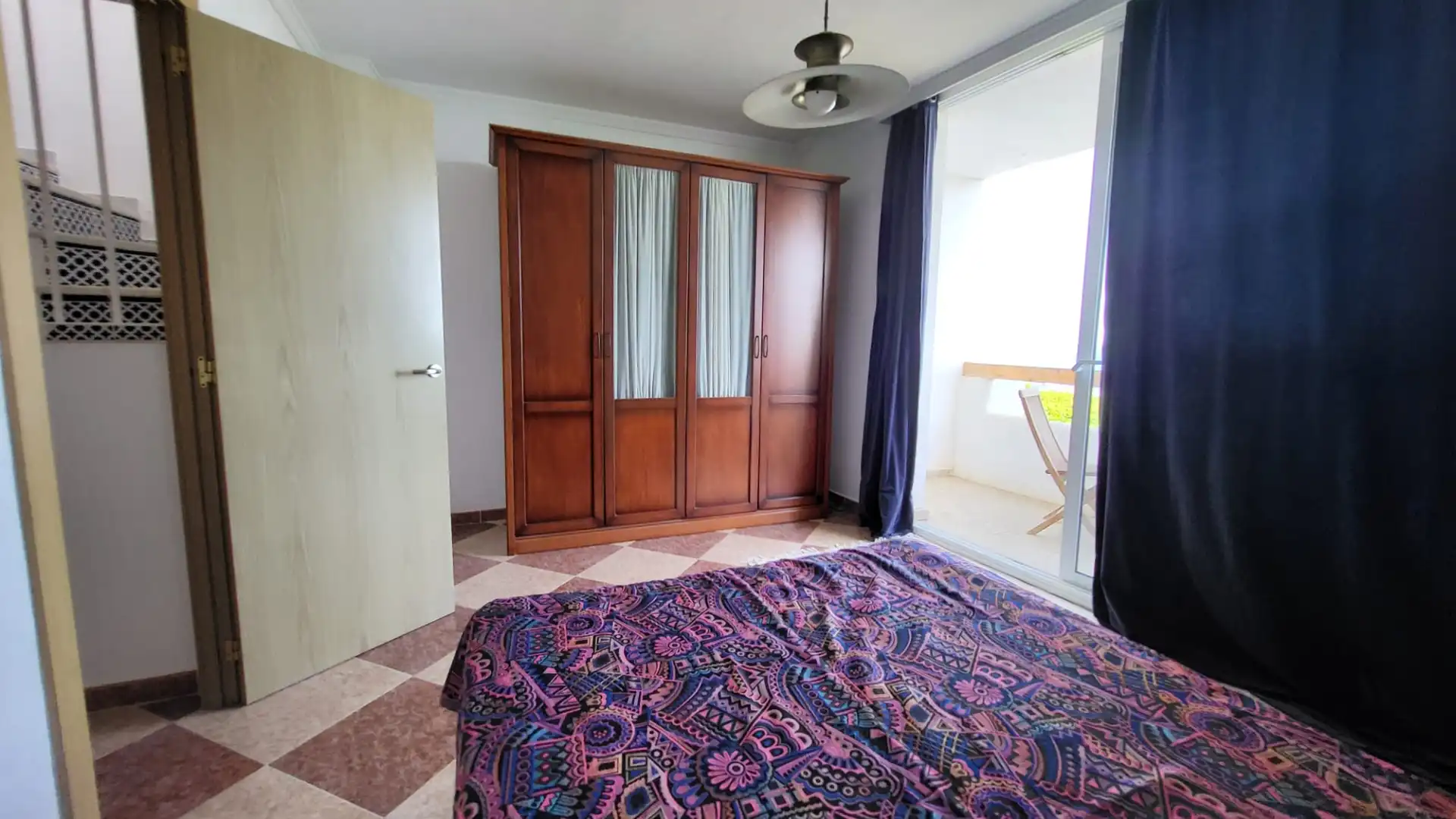 Dormitori de Casa adosada en venda en Rincón de la Victoria amb Terrassa, Traster i Moblat