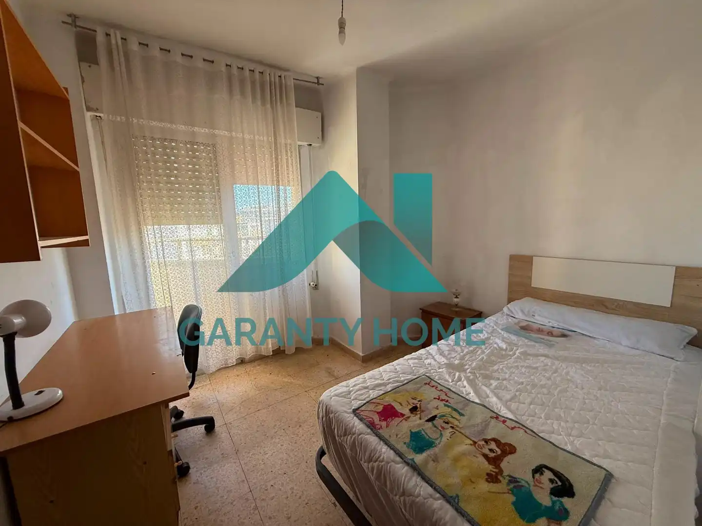 Schlafzimmer von Wohnung zur Miete in Cáceres mit Heizung, Terrasse und Möbliert