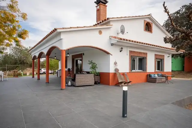 Vista exterior de Finca rústica en venta en La Riera de Gaià con Aire acondicionado, Calefacción y Jardín privado