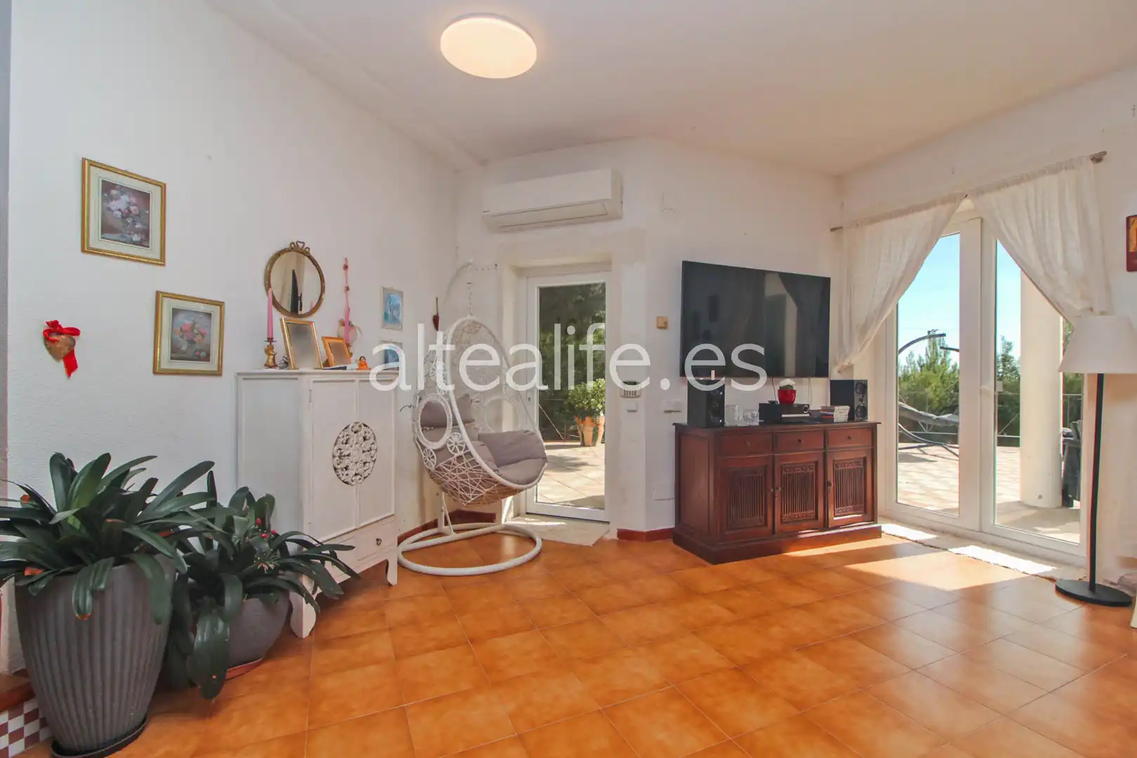 Sala de estar de Casa o chalet en venta en Altea con Aire acondicionado, Calefacción y Jardín privado
