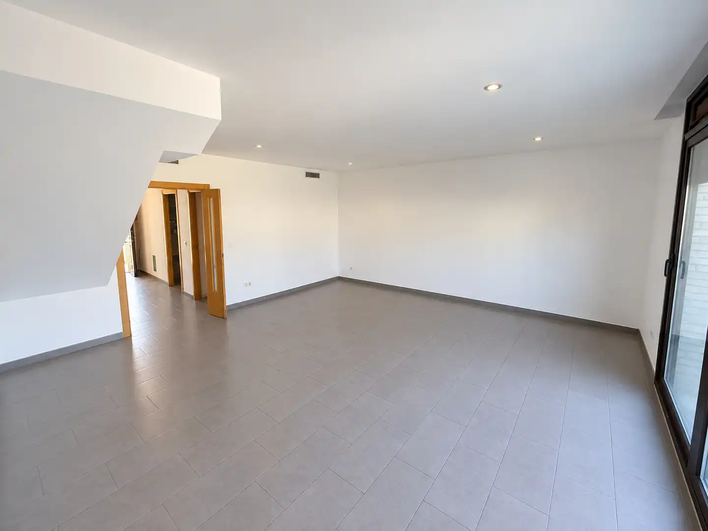 Houses for sale in Vilanova i la Geltrú  with Air Conditioner, Heating and Private garden
