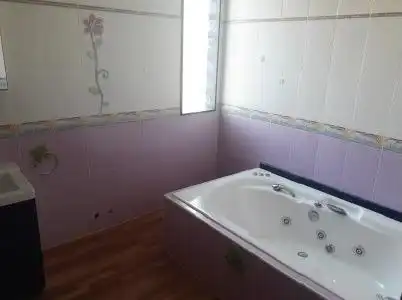 Bany de Casa o xalet en venda en La Pobla de Tornesa amb Traster i Piscina comunitària