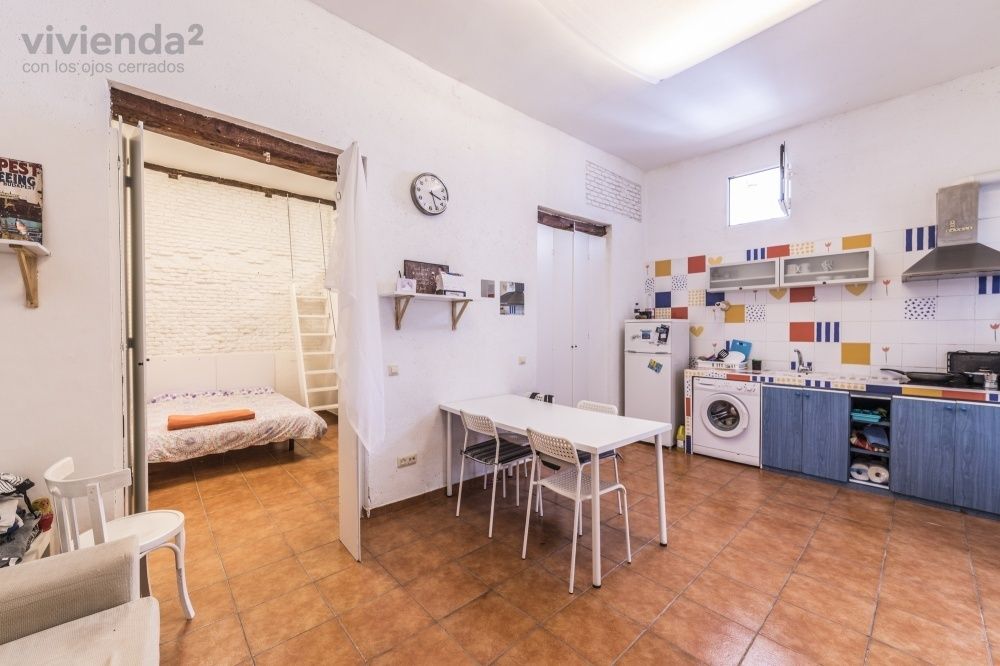 Premises for sale in Rodas, Embajadores - Lavapiés