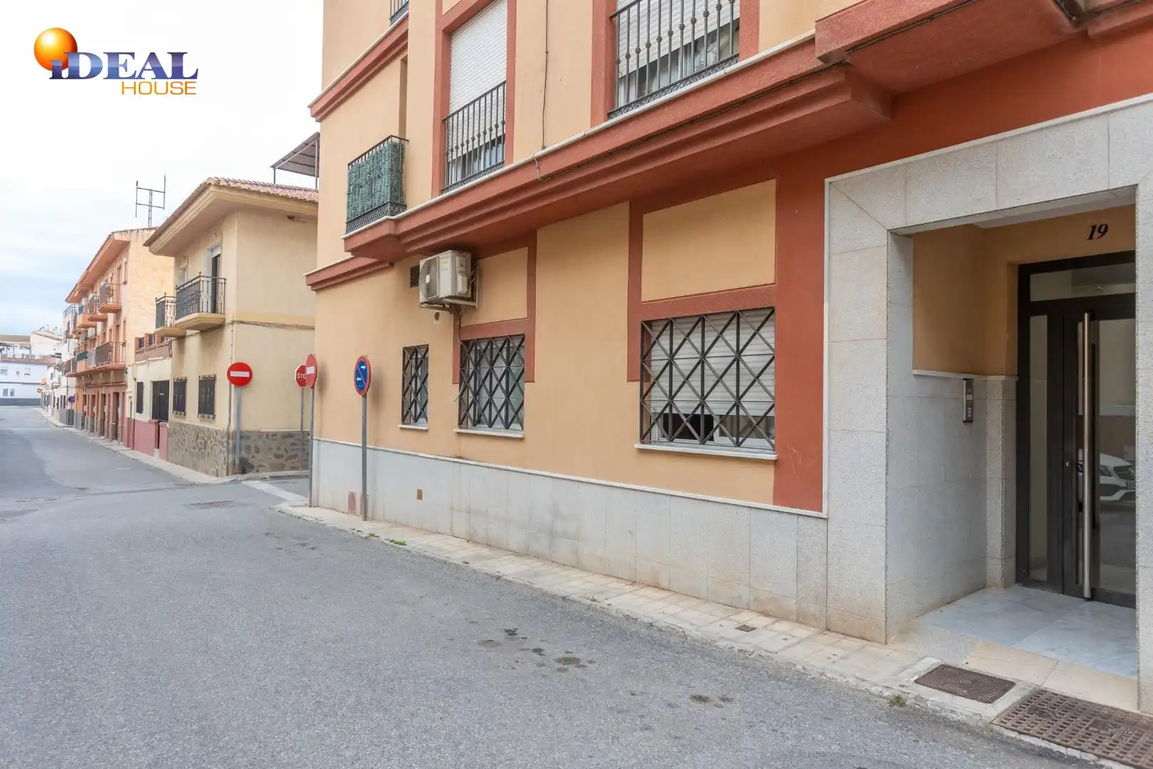 Vista exterior de Piso en venta en Motril con Aire acondicionado y Amueblado