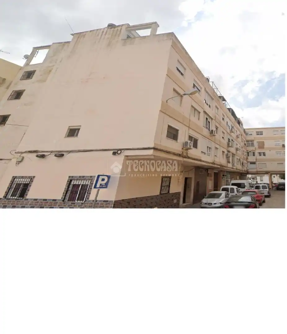Vista exterior de Ático en venta en Huelva