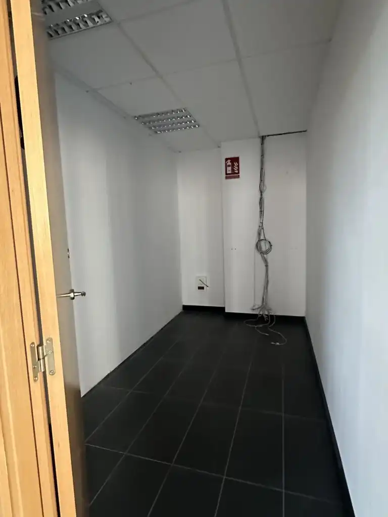 Oficina de alquiler en  Logroño con Aire acondicionado y Calefacción