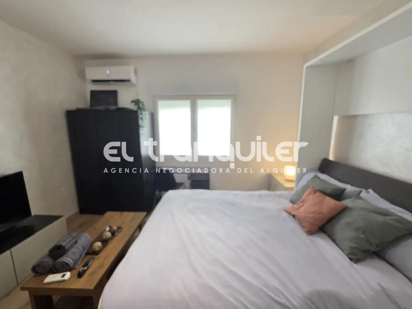 Schlafzimmer von Wohnung zur Miete in Madrid mit Klimaanlage, Möbliert und Waschmaschine
