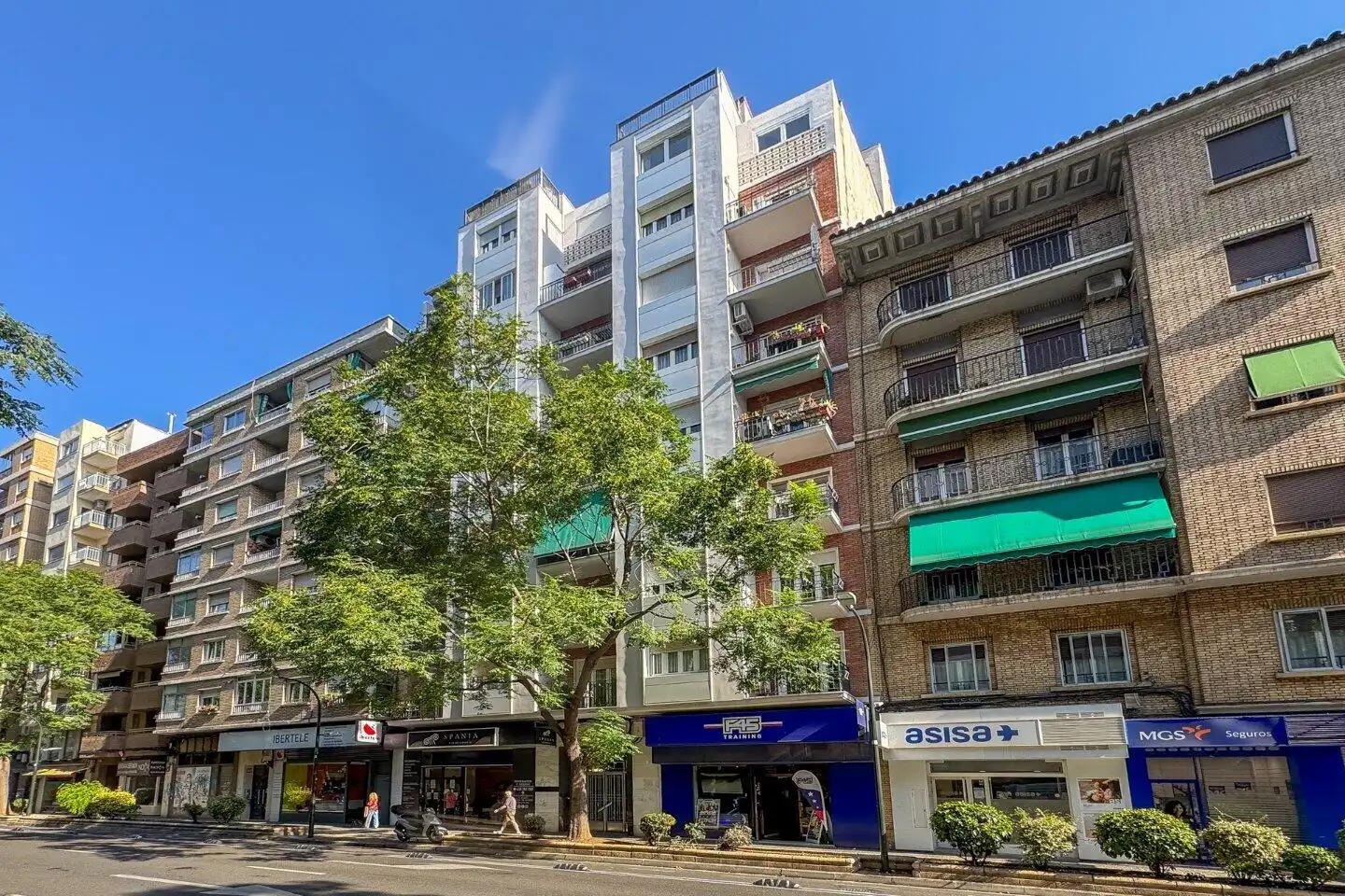 Flat with lift for sale in calle corona de aragón nº 18-20, zaragoza