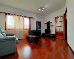 Living room of Apartment for sale in Ourense Capital   with Heating, Parquet flooring and Storage room