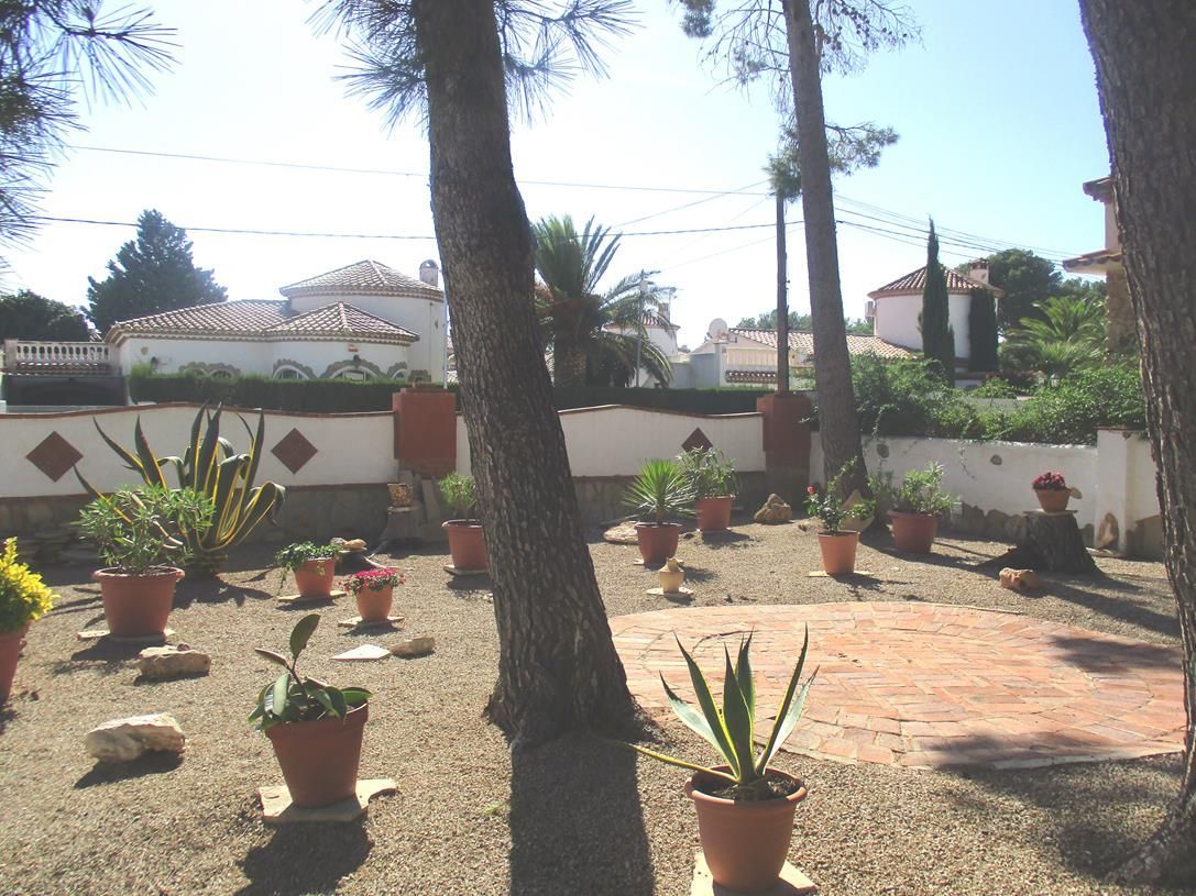 Jardí de Casa o xalet en venda en Mont-roig del Camp amb Jardí privat i Moblat