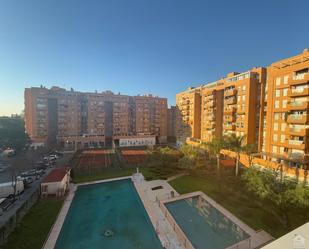 Exterior view of Flat for sale in  Sevilla Capital  with Air Conditioner, Terrace and Furnished