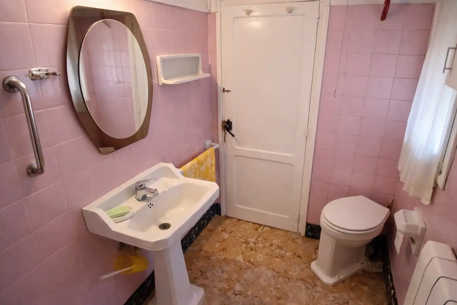 Casa adosada en venta en Calle Collado, 8, Valjunquera