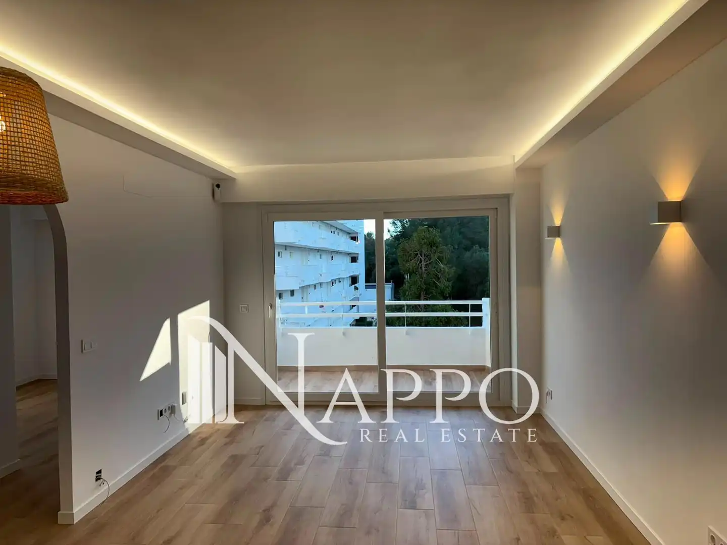 Flat with pool for sale in Av Pere Mas i reus, imagen 3