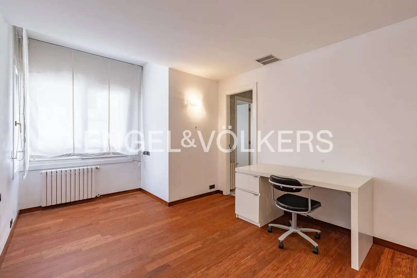 Casa o chalet en venta en Sant Cugat del Vallès con Aire acondicionado, Calefacción y Jardín privado